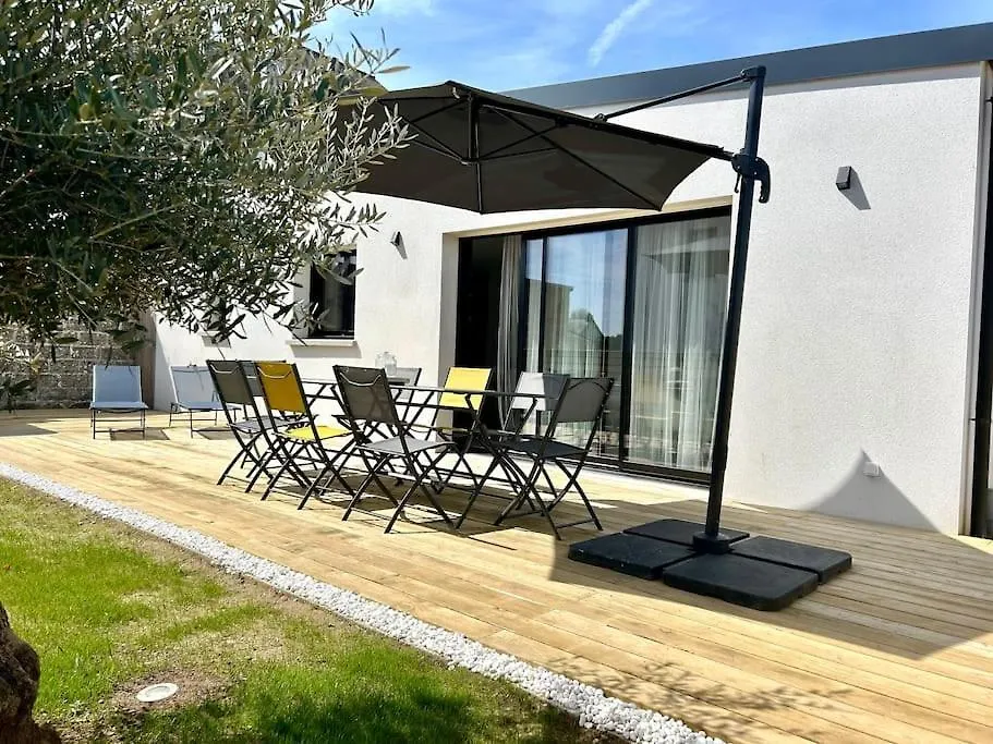 Villa Molene Jacuzzi Et Plage A 500 M Tréveneuc 0*,  França